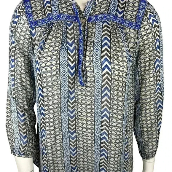 Lucky Brand blue and white print top size 1X - Picture 2 of 9